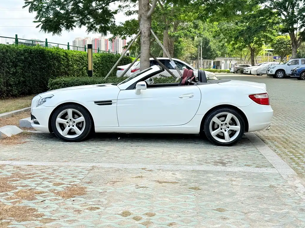 Mercedes-Benz SLK 2011 SLK 200 Fashion