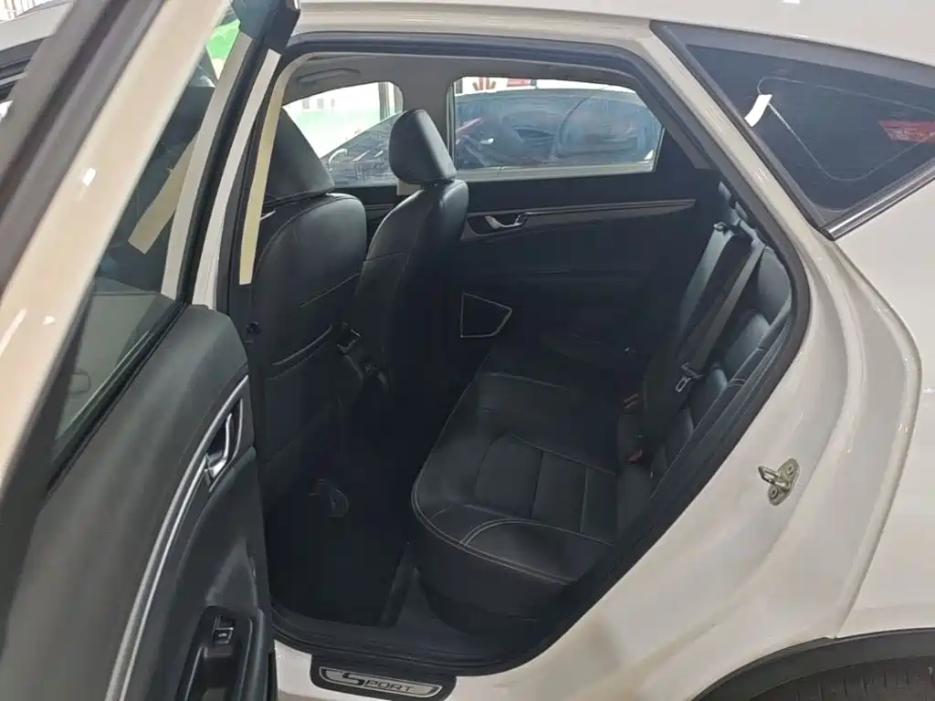 Geely Emgrand GS — миниатюра 17