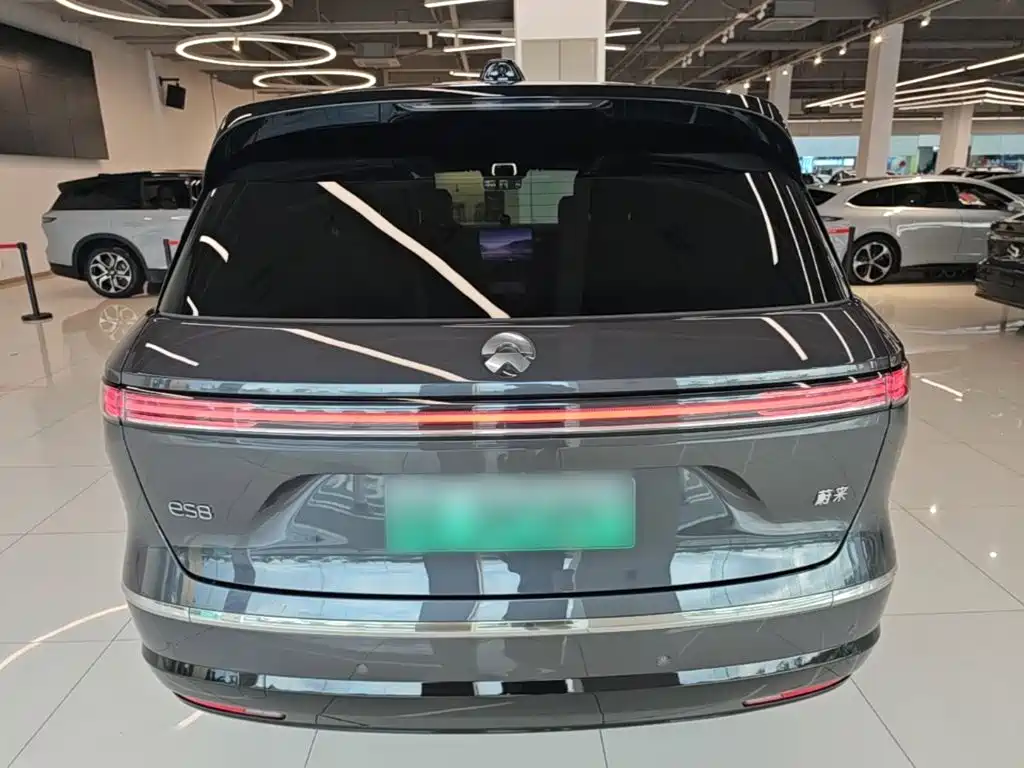 NIO ES8 — миниатюра 6