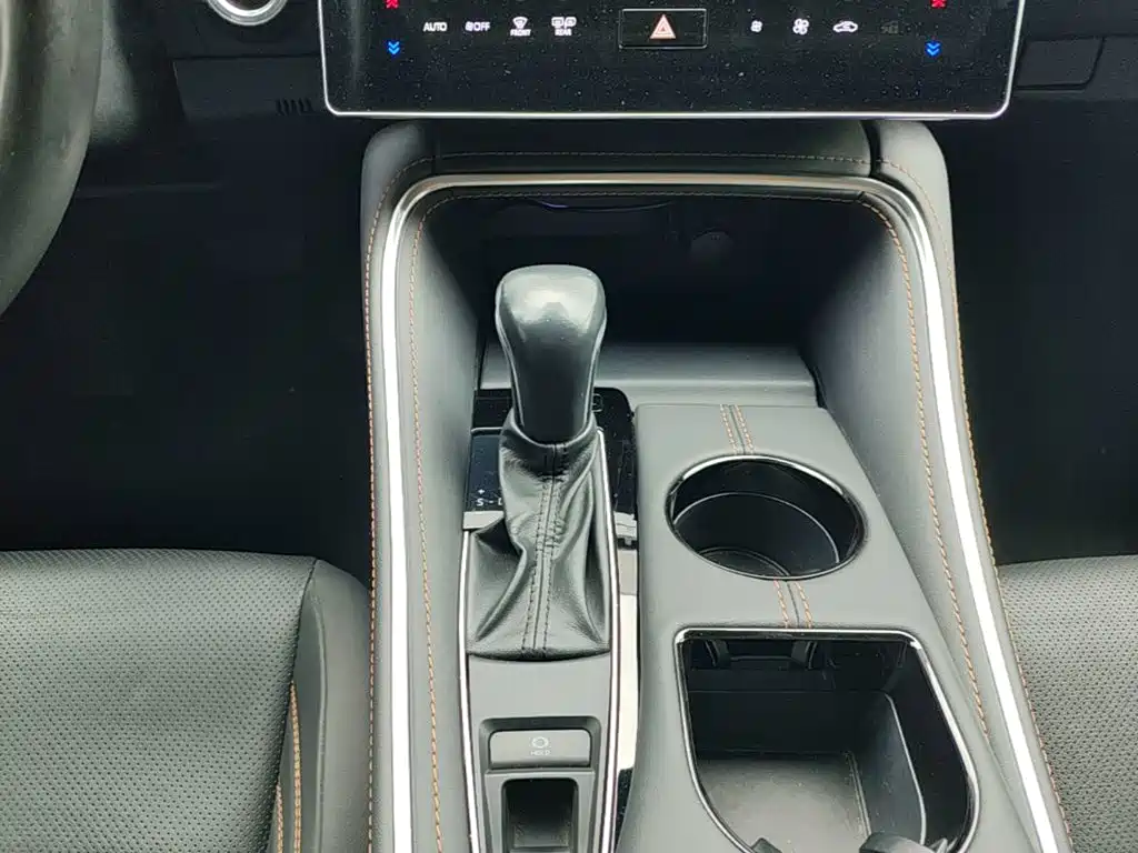 Toyota Avalon — миниатюра 14
