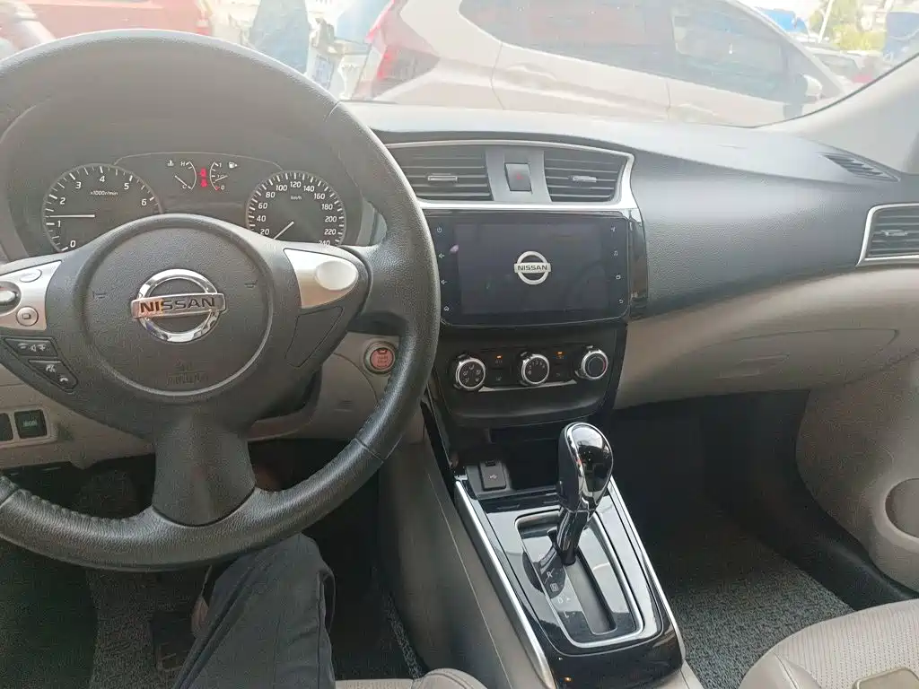 Nissan Sylphy — миниатюра 10