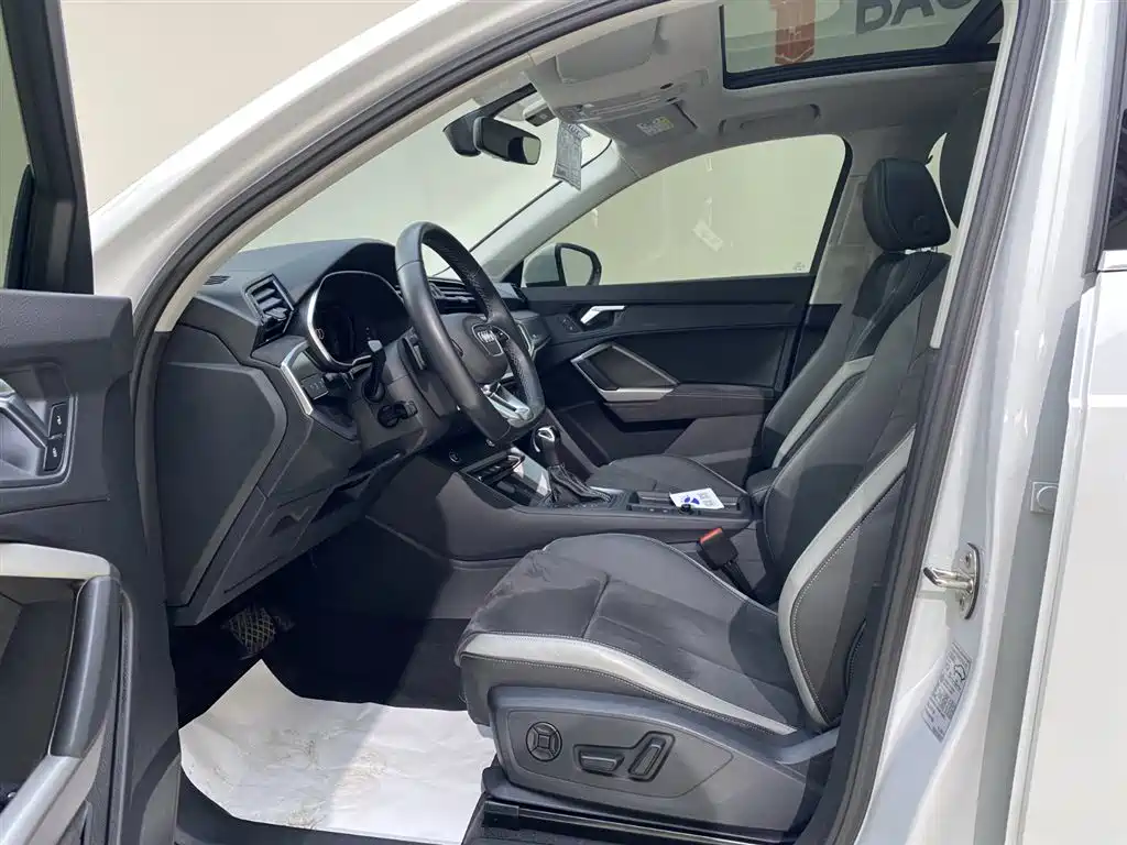 Audi Q3 2022 35 TFSI Fashion