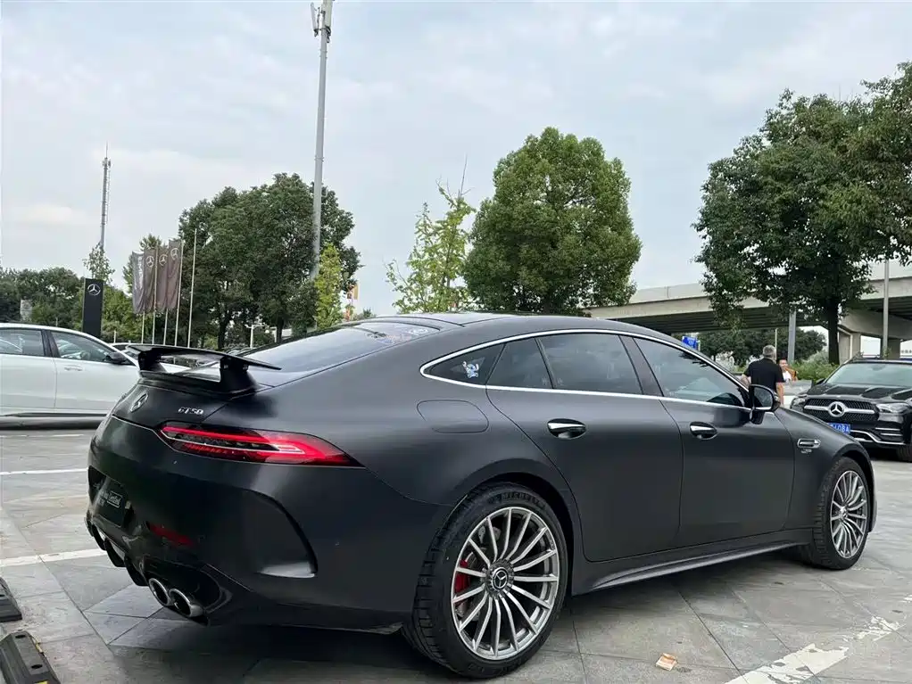 MERCEDES-BENZ AMG GT