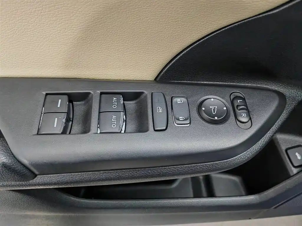 Honda Civic 2016 220TURBO CVT Luxury
