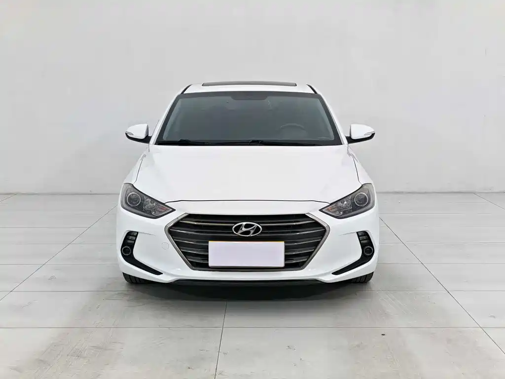 Hyundai Elantra 2016 1.4T DCT
