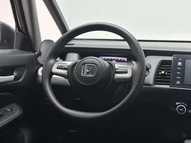 Honda Fit — миниатюра 7
