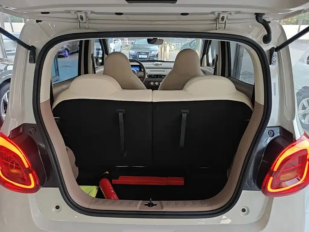 Wuling MINIEV — миниатюра 19