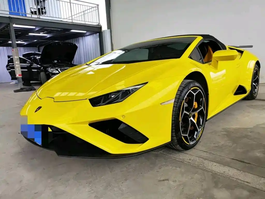 LAMBORGHINI HURACÁN