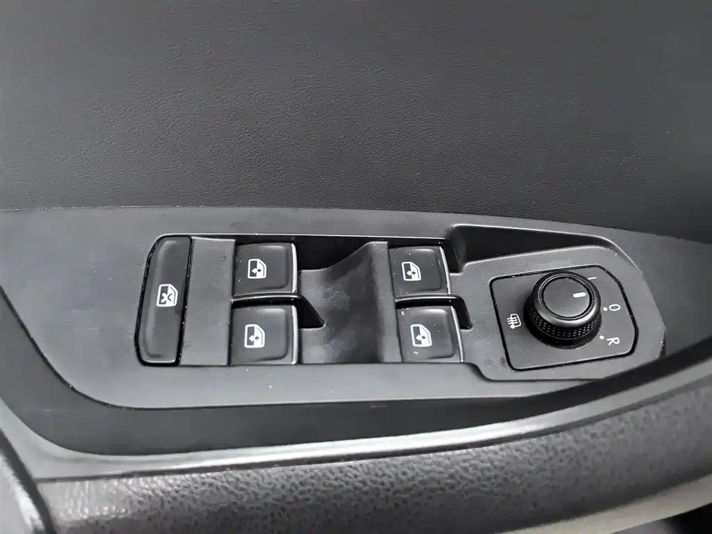 Skoda Kodiaq 2017 TSI330 5 мест Comfort