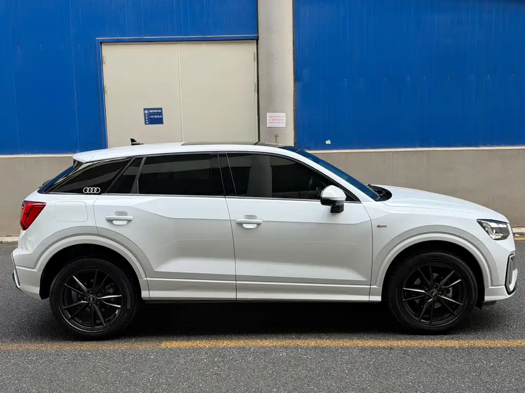 Audi Q2L — миниатюра 7
