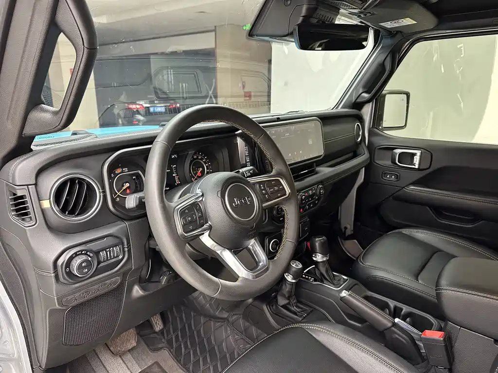 Jeep Wrangler — миниатюра 11
