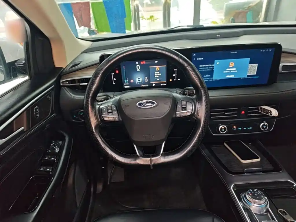 Ford Edge — миниатюра 11