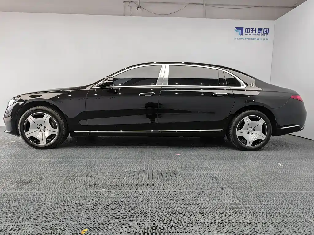 Mercedes-Benz S-Class — миниатюра 7