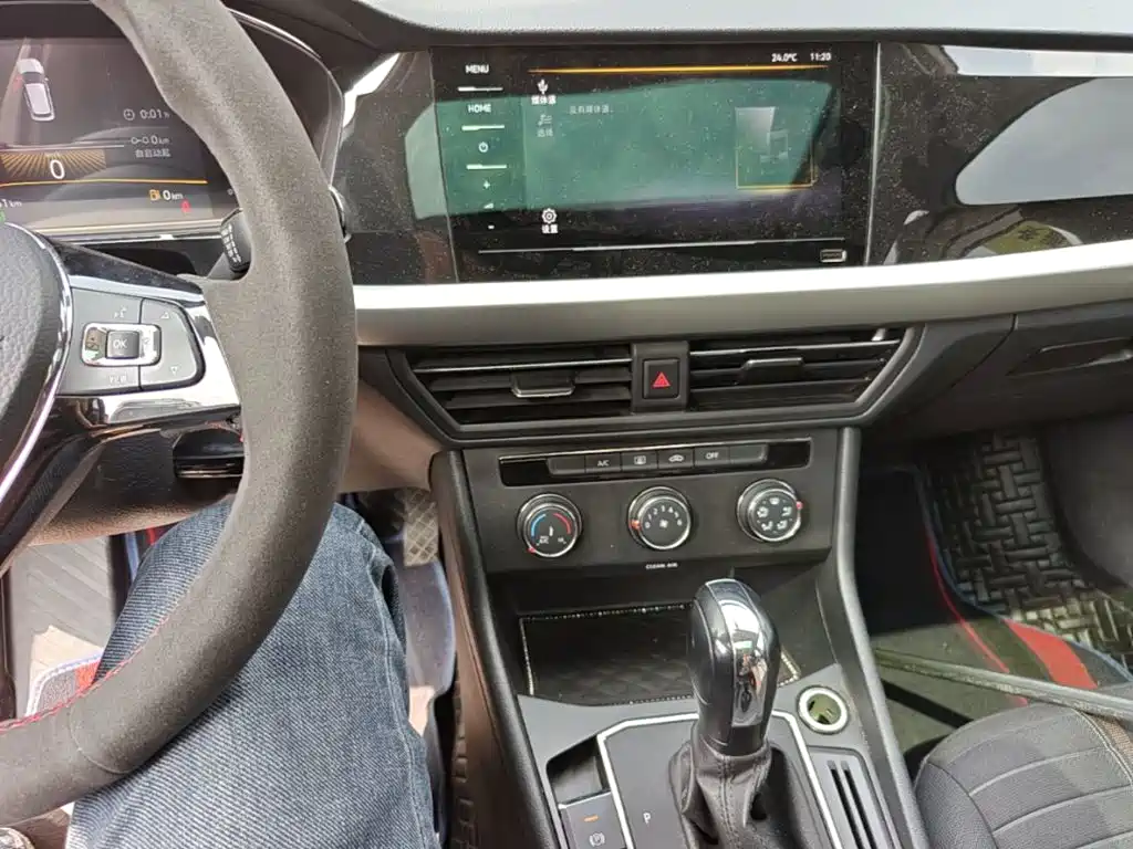 Volkswagen Lavida — миниатюра 13