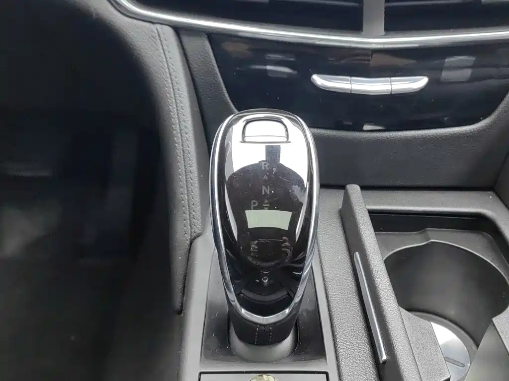 Cadillac CT6 — миниатюра 13