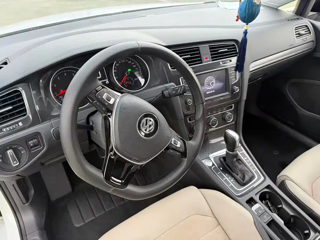 Volkswagen Golf — миниатюра 7
