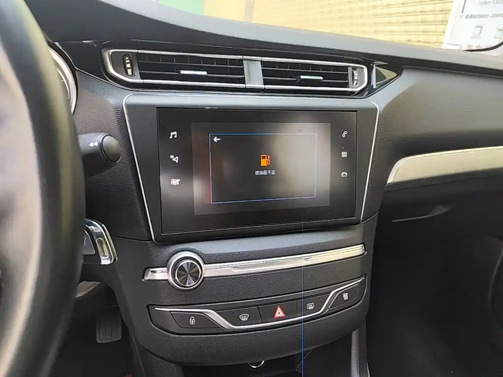 Peugeot 408 — миниатюра 13