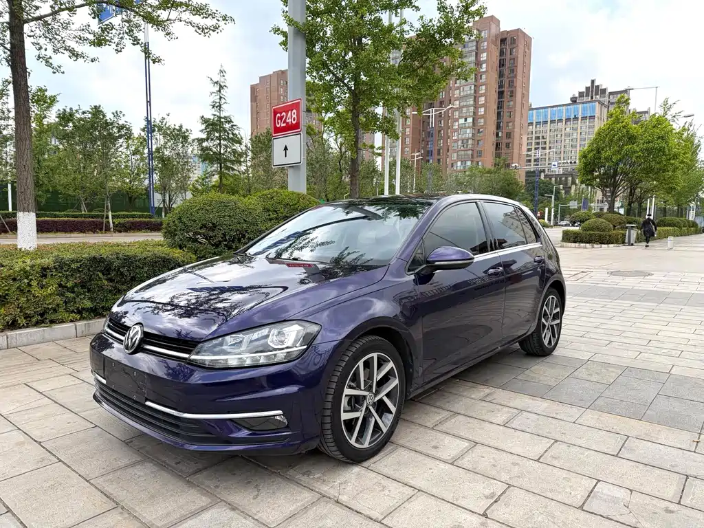 Volkswagen Golf 2020