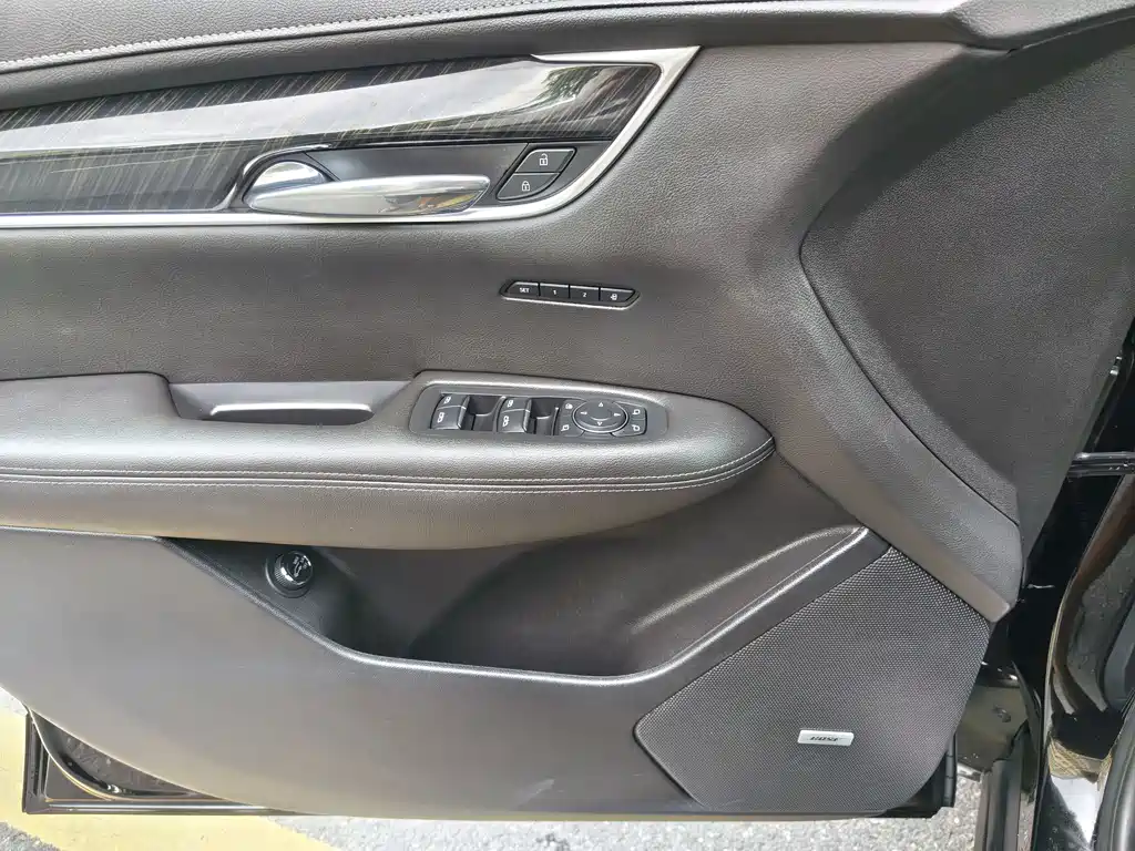Cadillac XT6 — миниатюра 14