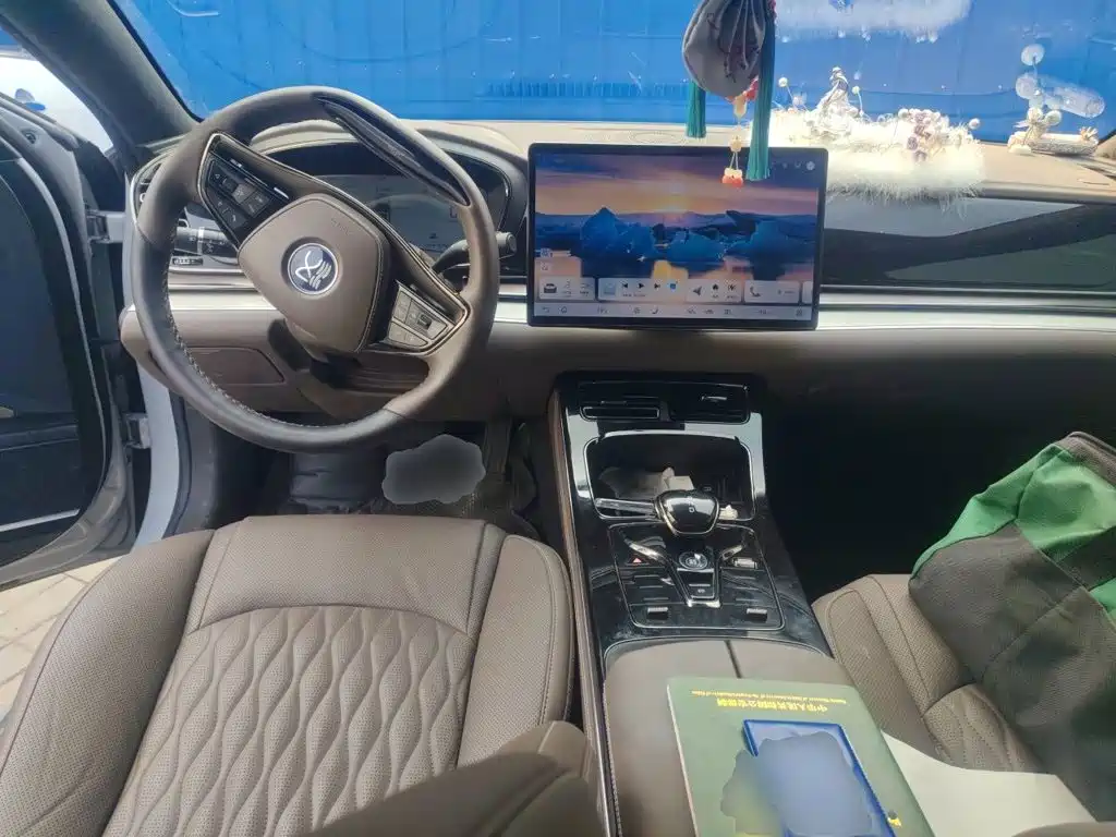 BYD Han — миниатюра 10