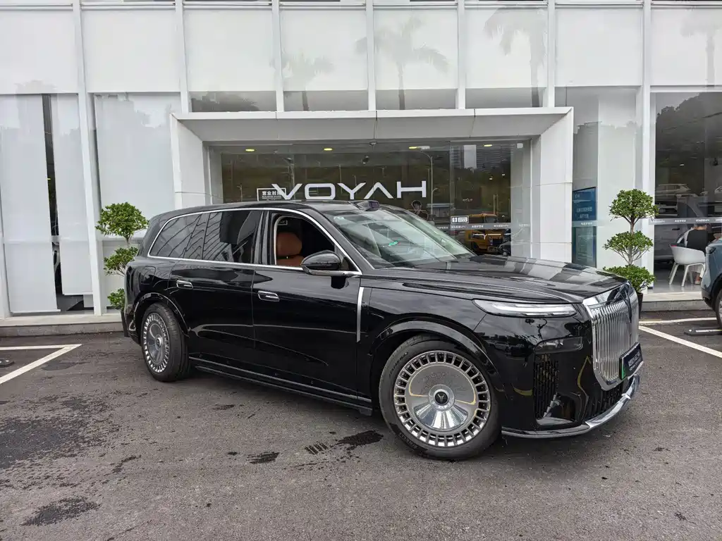 VOYAH Taishan — миниатюра 3