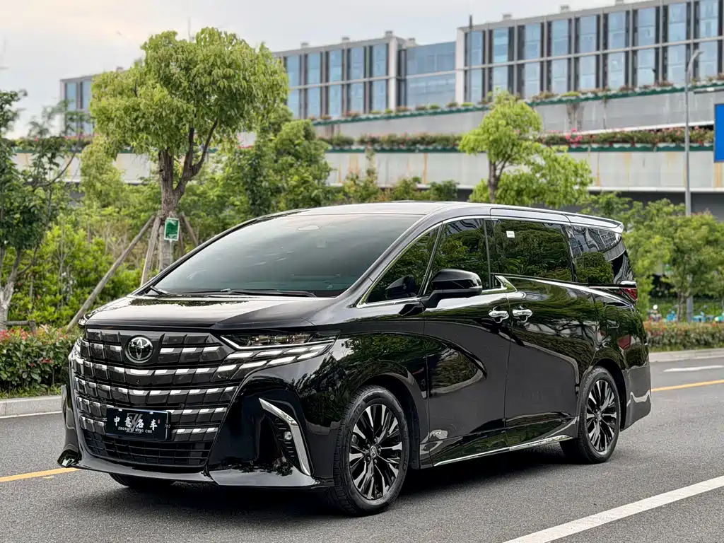 Toyota Alphard 2024
