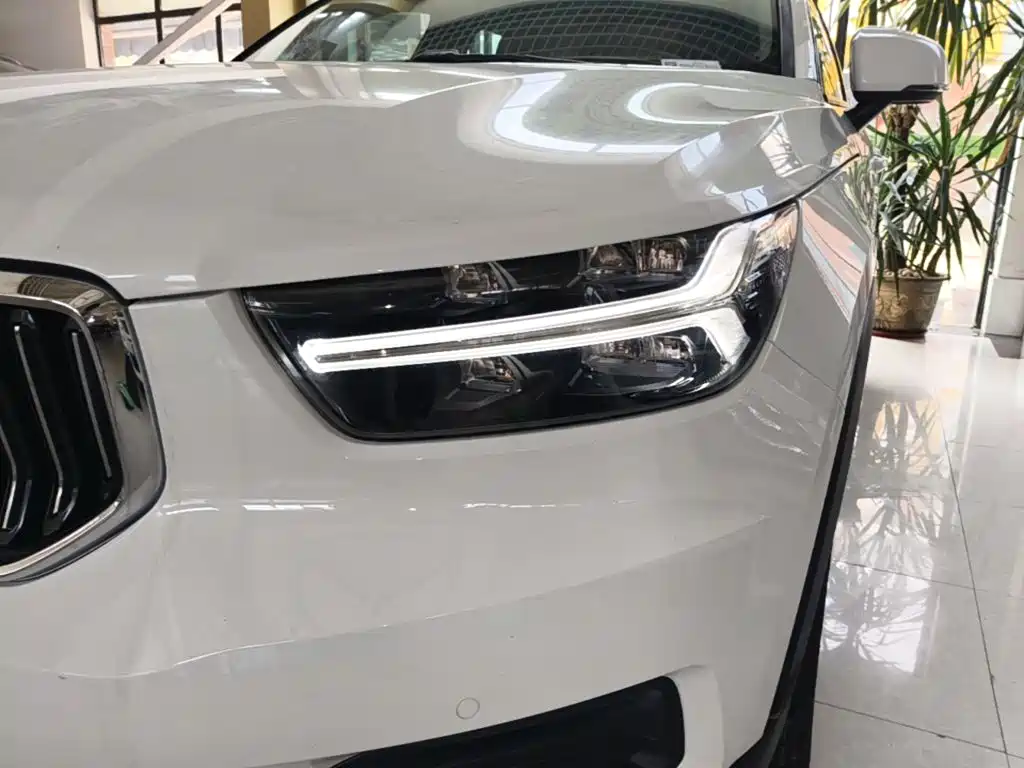 Volvo XC40 — миниатюра 24