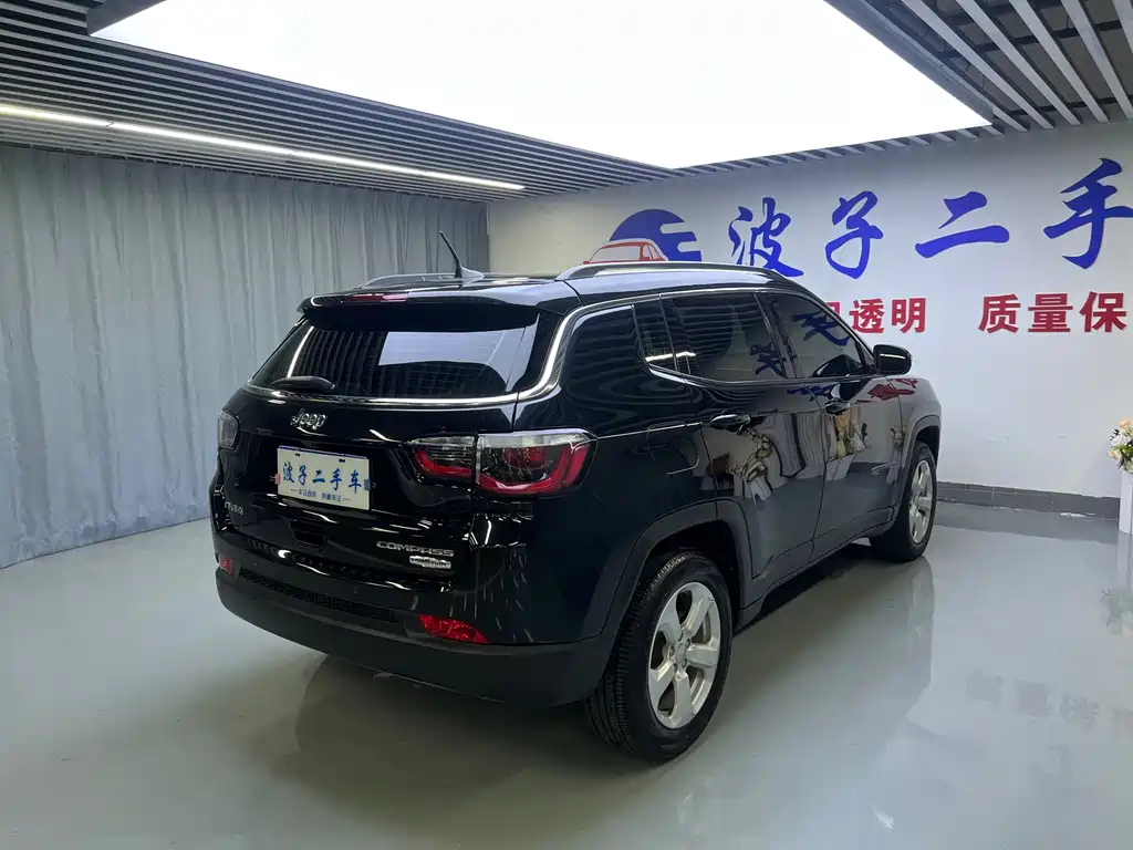 Jeep Compass — миниатюра 18