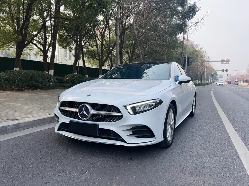 MERCEDES-BENZ A CLASS