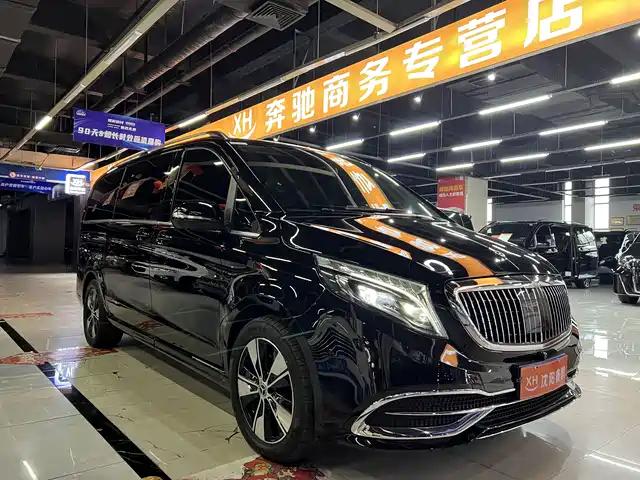 MERCEDES-BENZ V CLASS