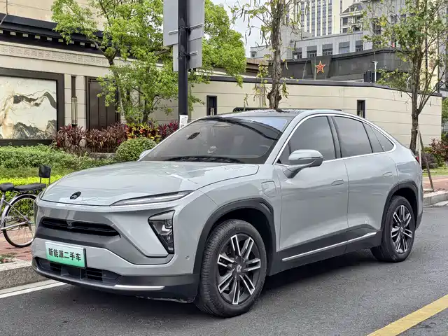 2020 Nio EC6