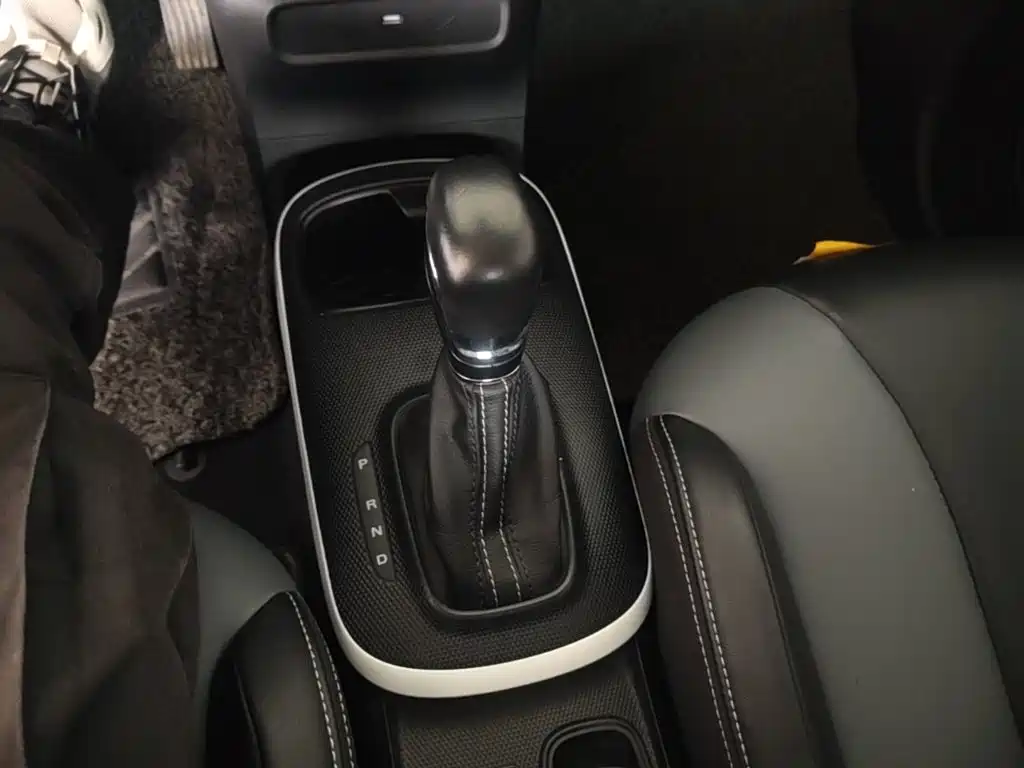 Roewe Clever — миниатюра 14