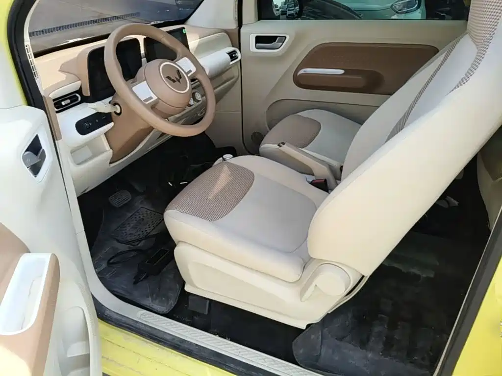 Wuling MINIEV — миниатюра 15