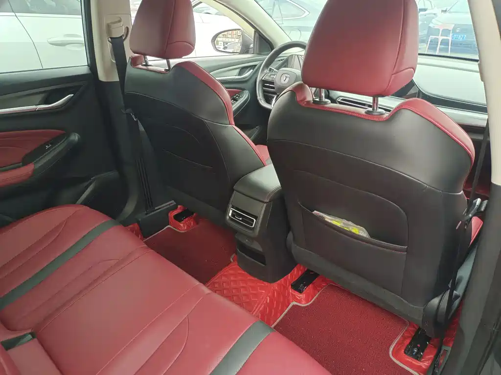 Changan Eado — миниатюра 9