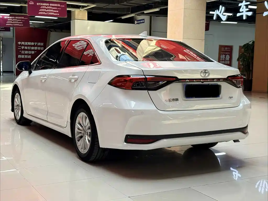 Toyota Allion — миниатюра 8