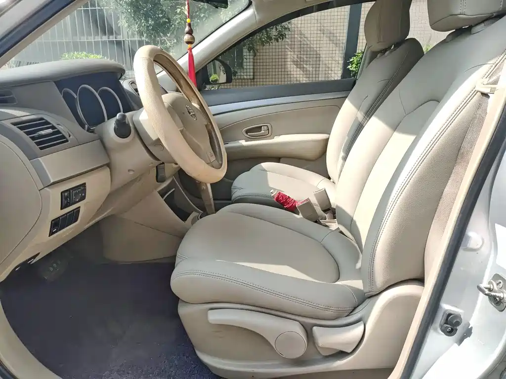 Nissan Sylphy — миниатюра 4