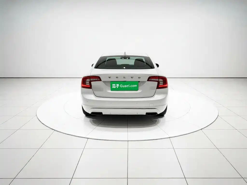 Volvo S60 — миниатюра 5