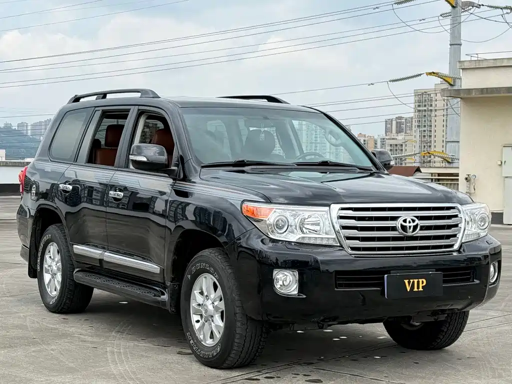 Toyota Land Cruiser 2017 4.5L AT