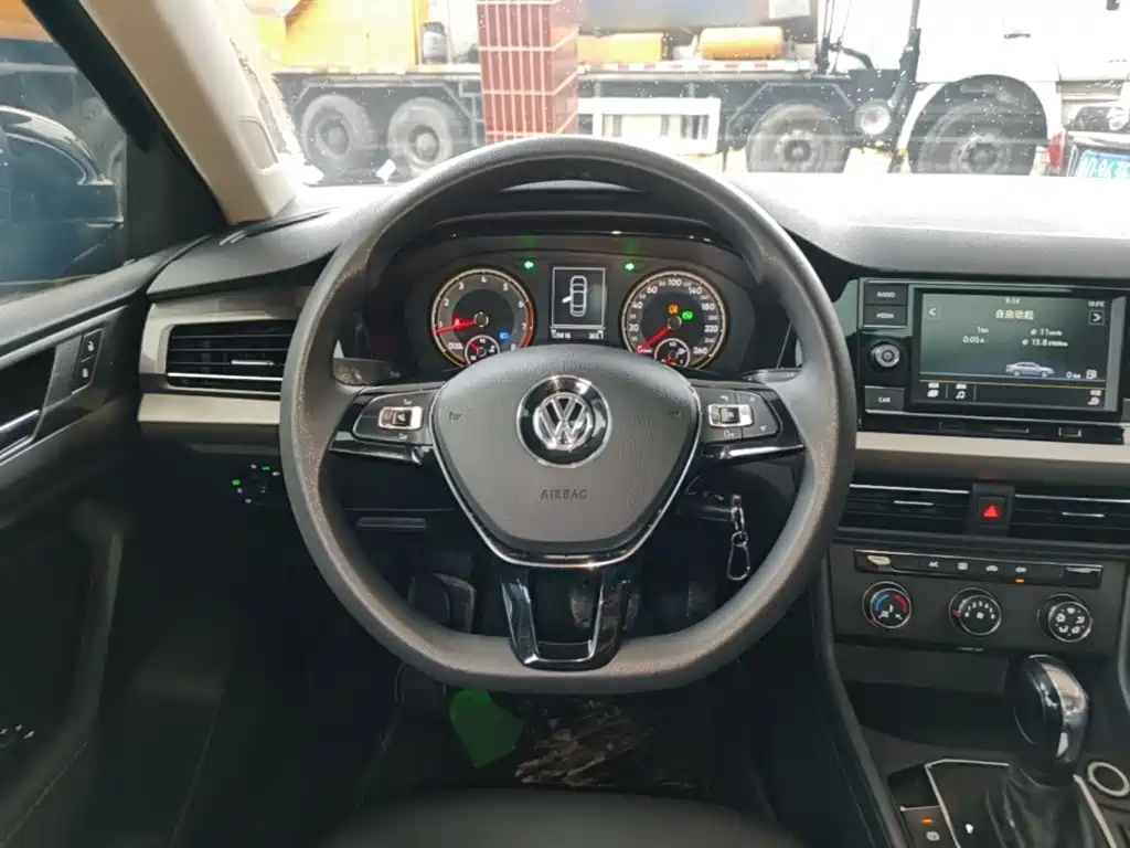 Volkswagen Lavida — миниатюра 11