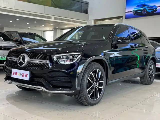 MERCEDES BENZ GLC