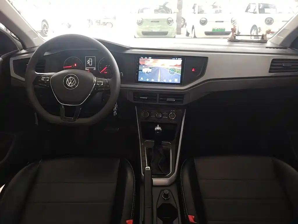 Volkswagen Polo — миниатюра 10