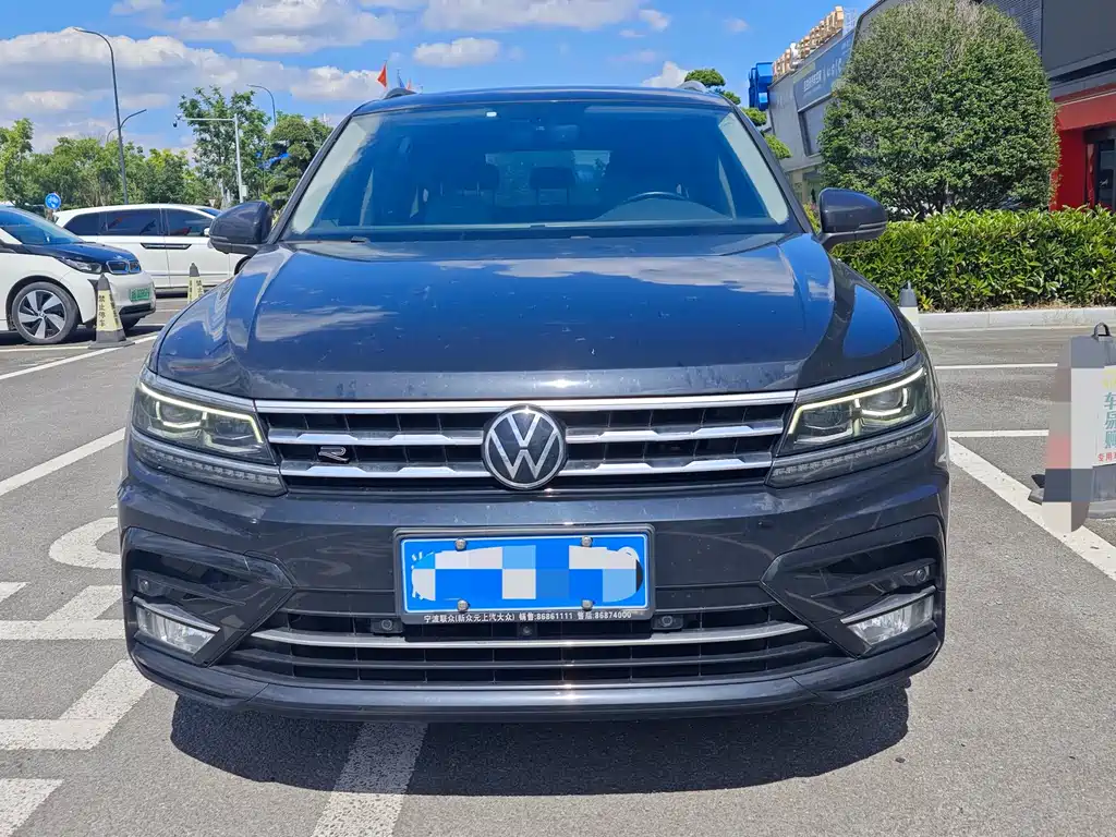 Volkswagen Tiguan L L 2021 330TSI AT R-Line
