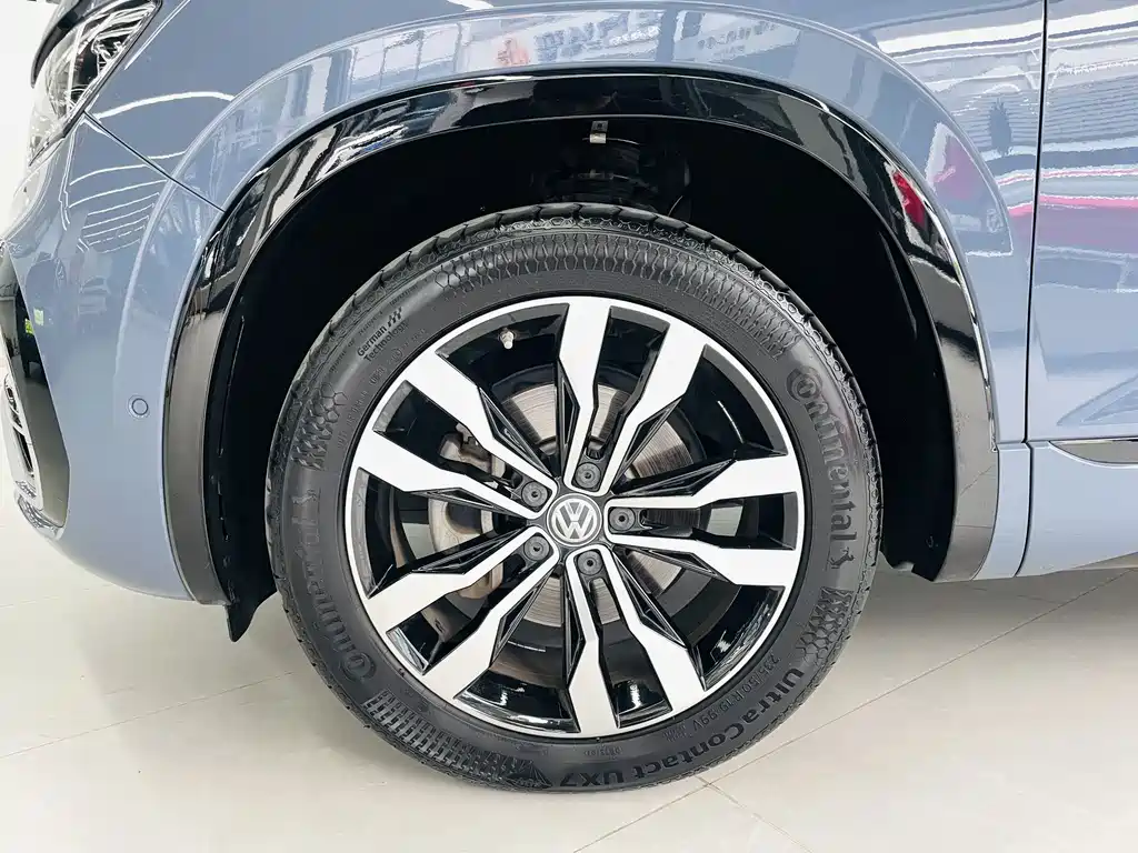 Volkswagen X — миниатюра 3