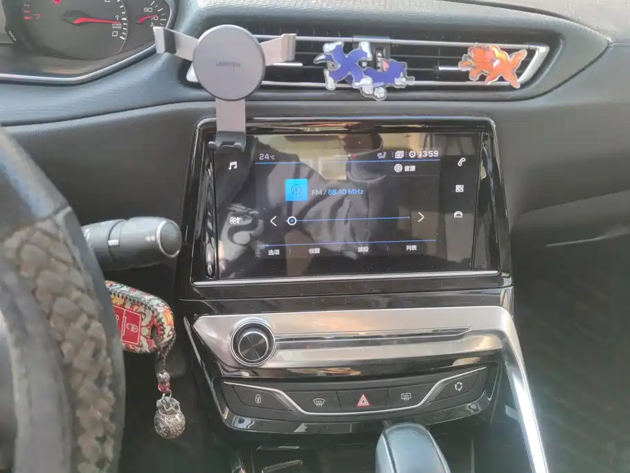 Peugeot 308 — миниатюра 13