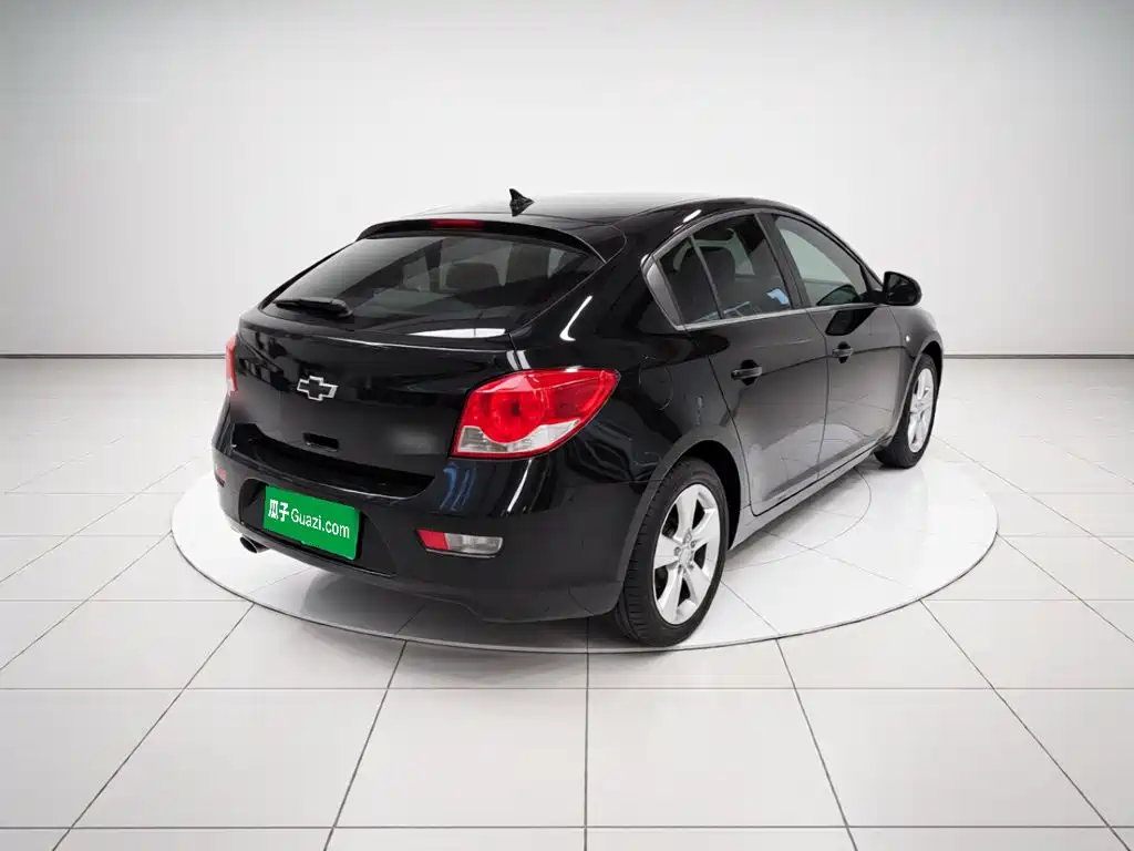 Chevrolet Cruze — миниатюра 6
