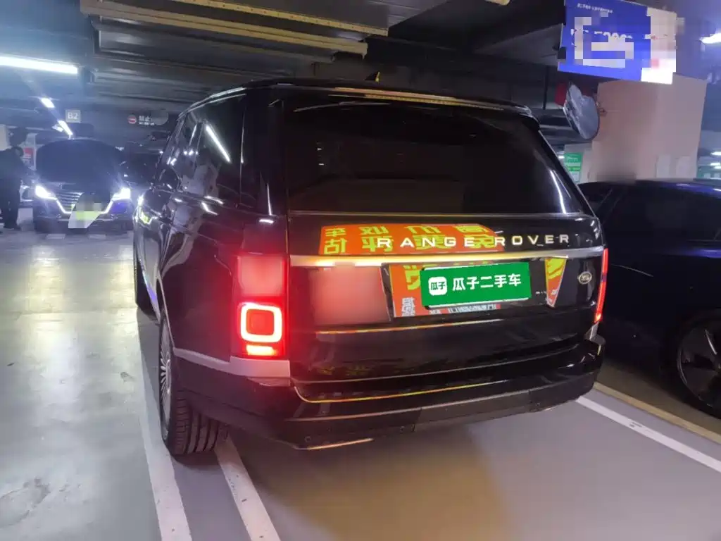 Land Rover Range Rover 2022 3.0 L6 360PS
