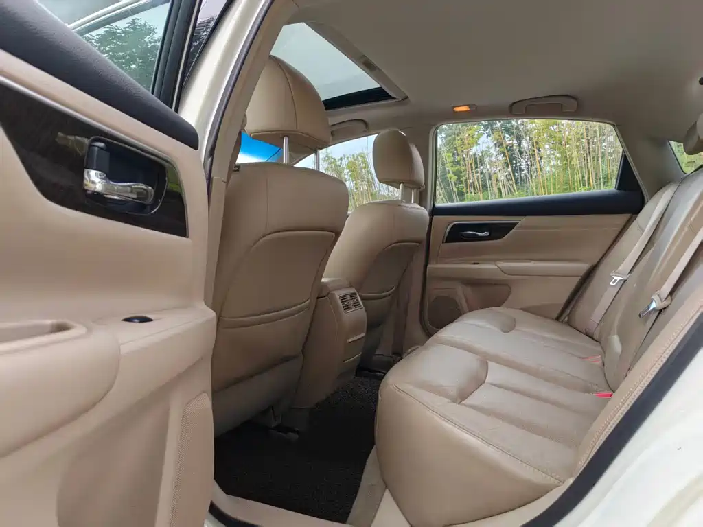 Nissan Teana — миниатюра 10
