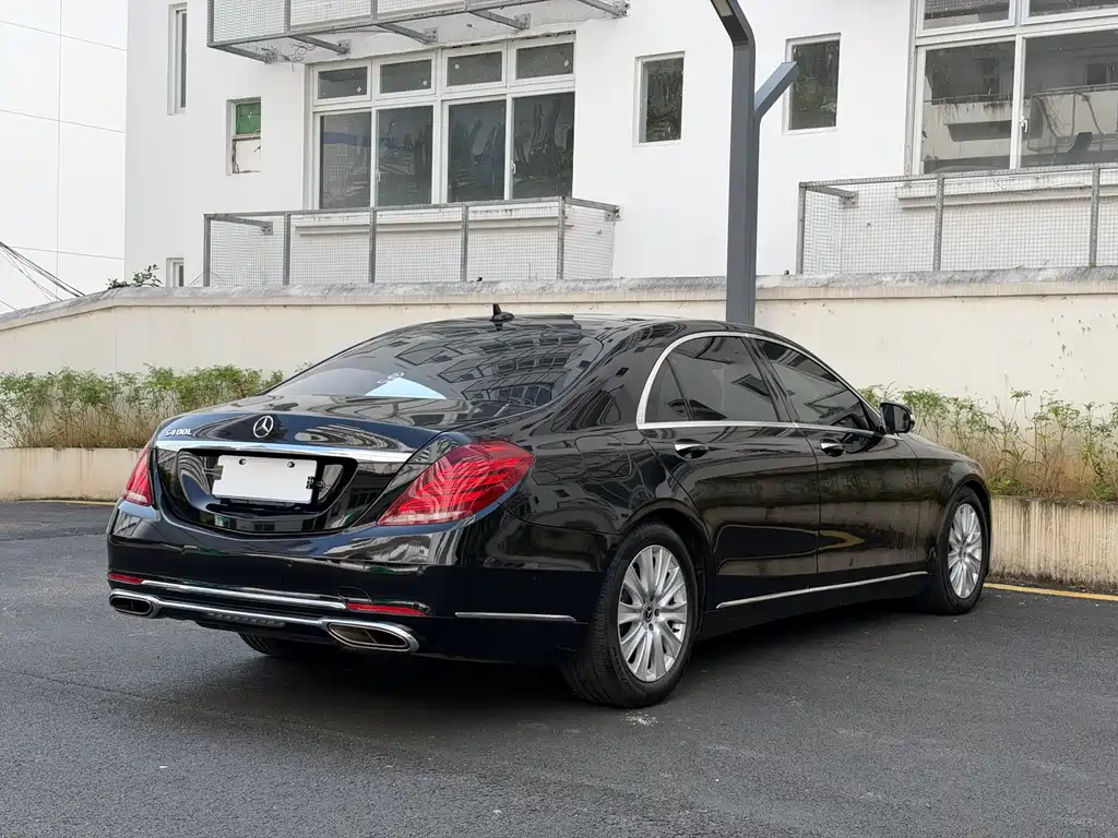 Mercedes-Benz S-Class — миниатюра 8