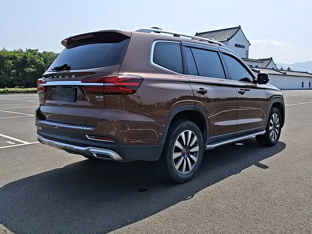 Roewe RX8 — миниатюра 18