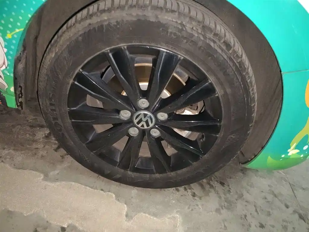Volkswagen Sagitar 2014 1.6L AT Comfort